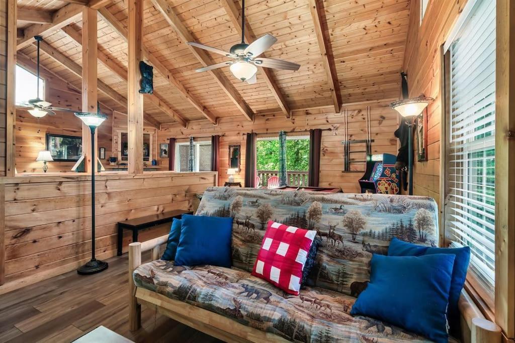 A Top Notch Lodge~Gatlinburg Exterior foto