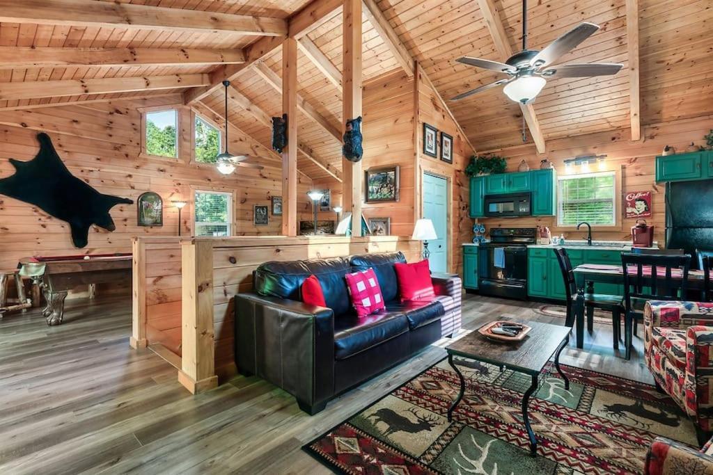A Top Notch Lodge~Gatlinburg Exterior foto